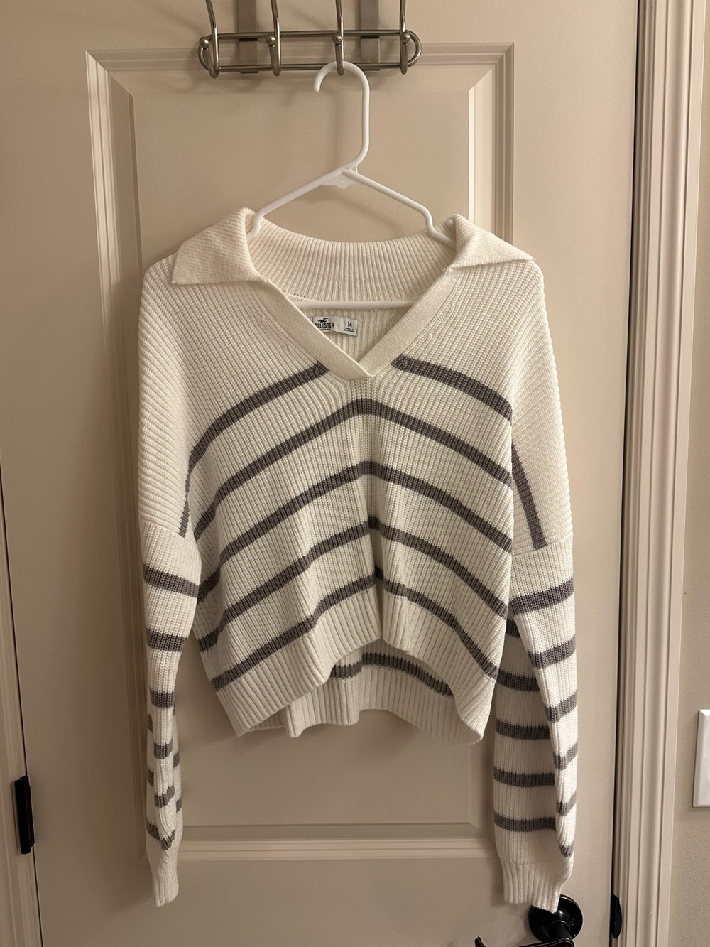 Hollister Easy Long-Sleeve Polo Sweater | Like New | Size M